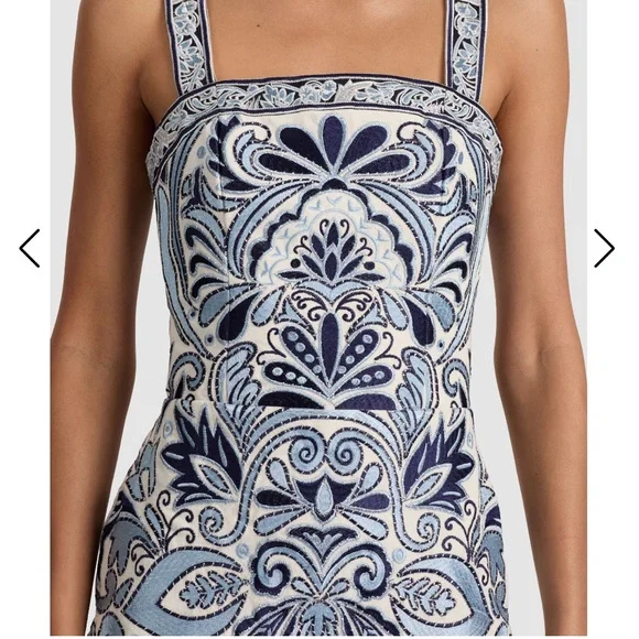 Alice + Olivia KAIDRA MINI DRESS Blue and White Floral Embroidered Dress - Picture 3 of 9